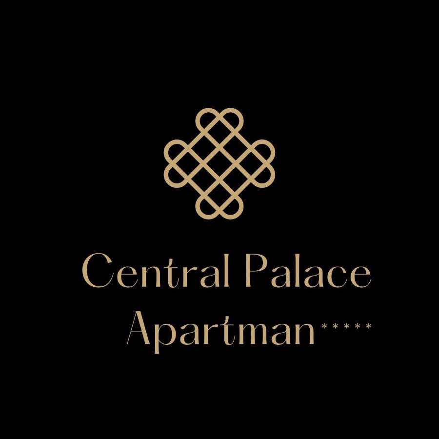 Central Palace Apartman Debrecen Buitenkant foto
